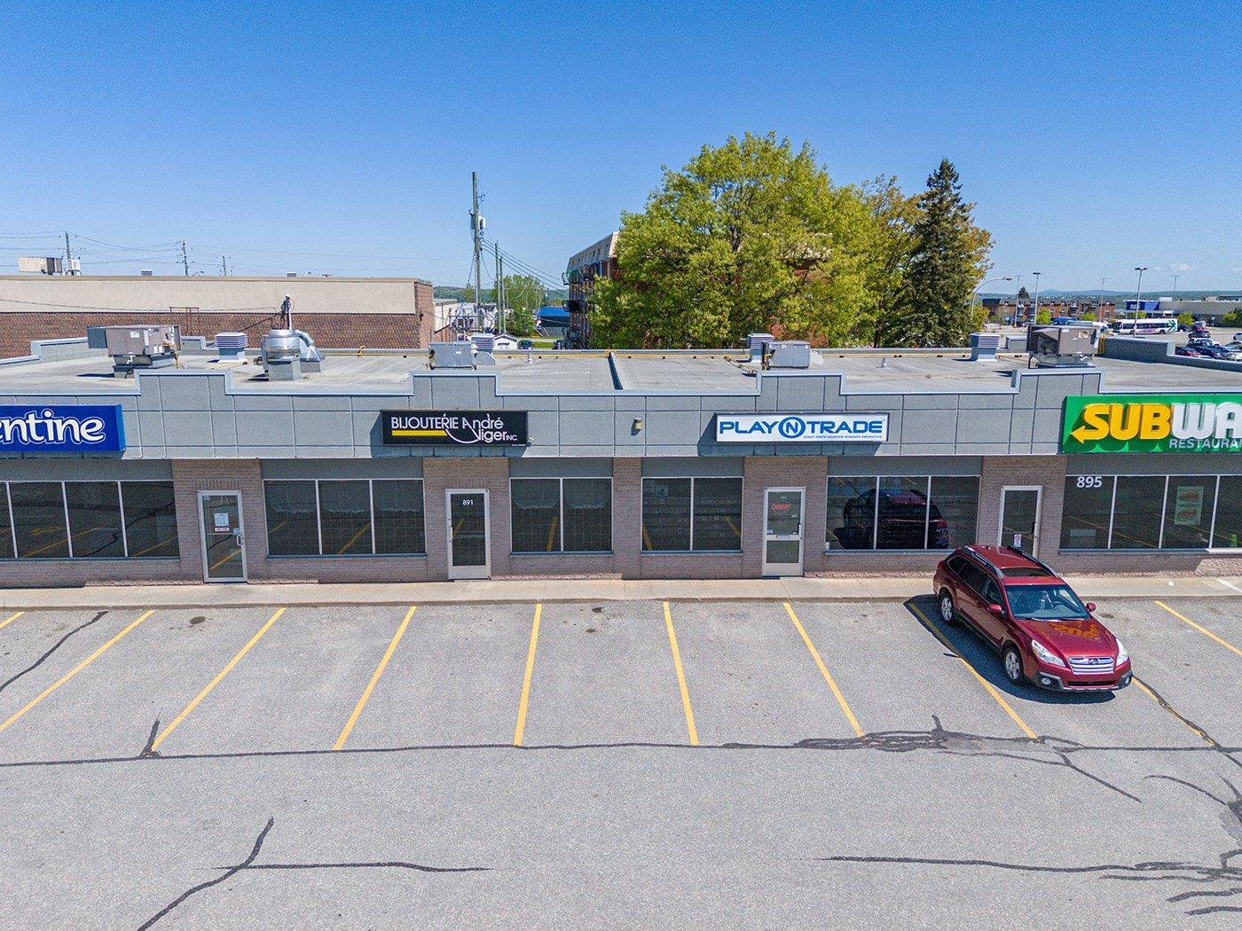 









893


13e Avenue N.

,
Sherbrooke (Fleurimont),




QC
J1E3E5

