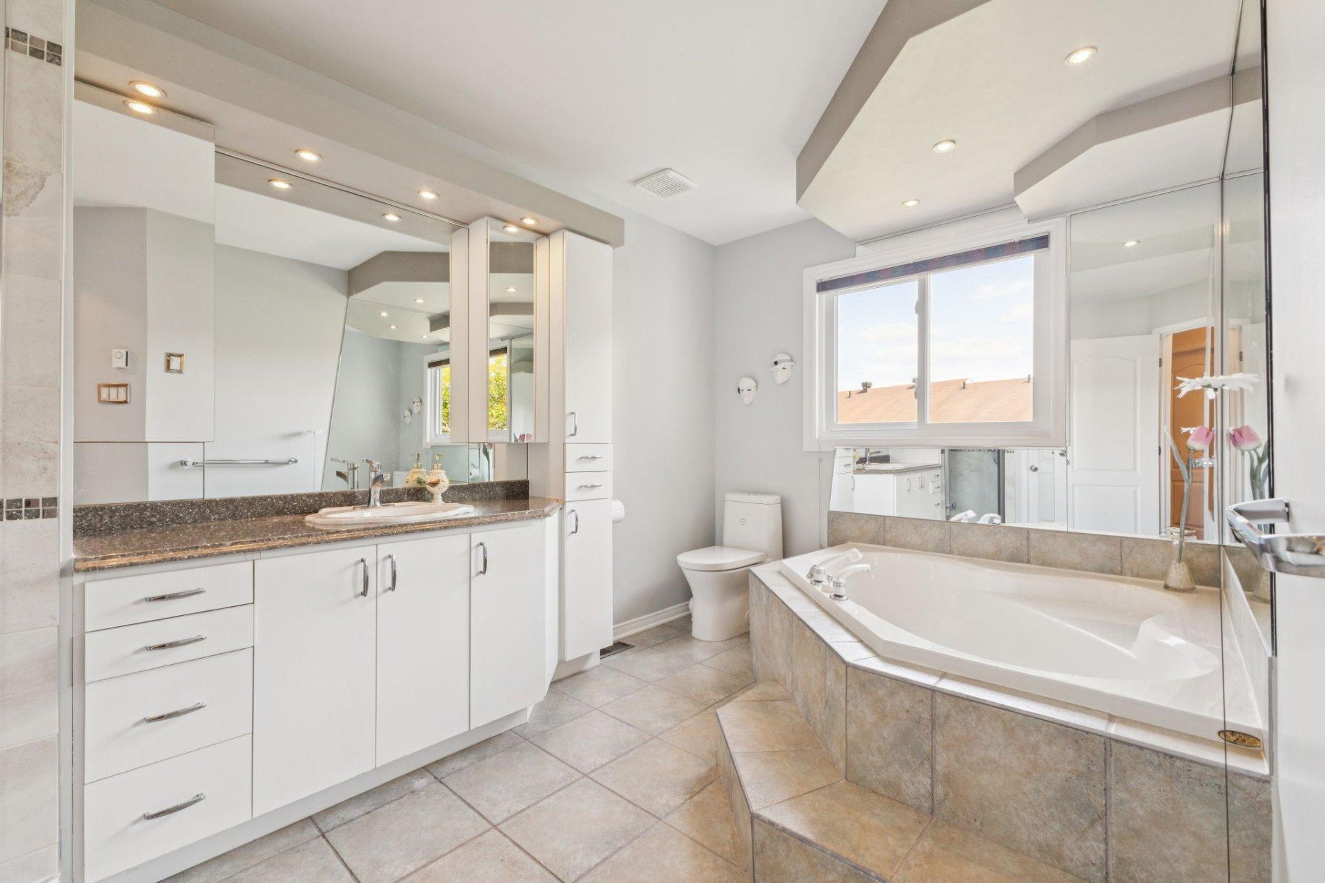 









147Z


Rue Ernest-Gaboury

,
Gatineau (Gatineau),




QC
J8V3P9

