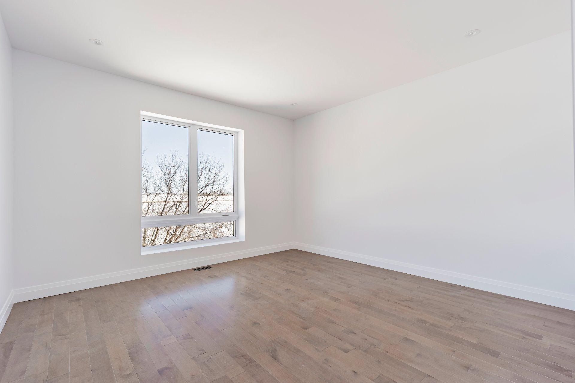 









395


Rue du Parcours

,
Varennes,




QC
J3X0E4

