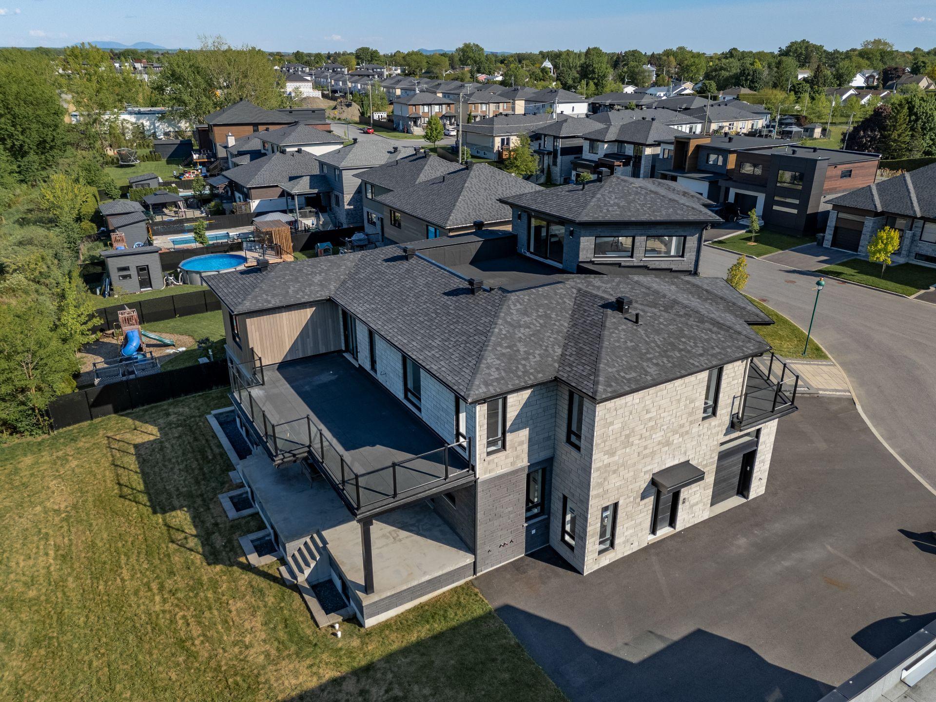 









395


Rue du Parcours

,
Varennes,




QC
J3X0E4

