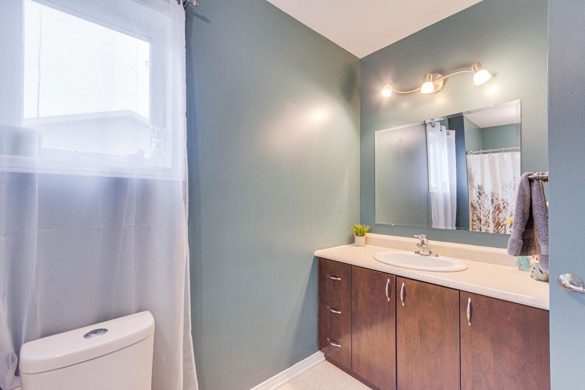 









50


Rue des Roseaux

,
Gatineau (Aylmer),




QC
J9J0N2

