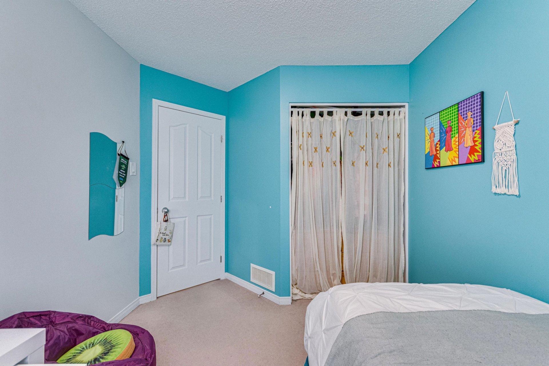 









50


Rue des Roseaux

,
Gatineau (Aylmer),




QC
J9J0N2

