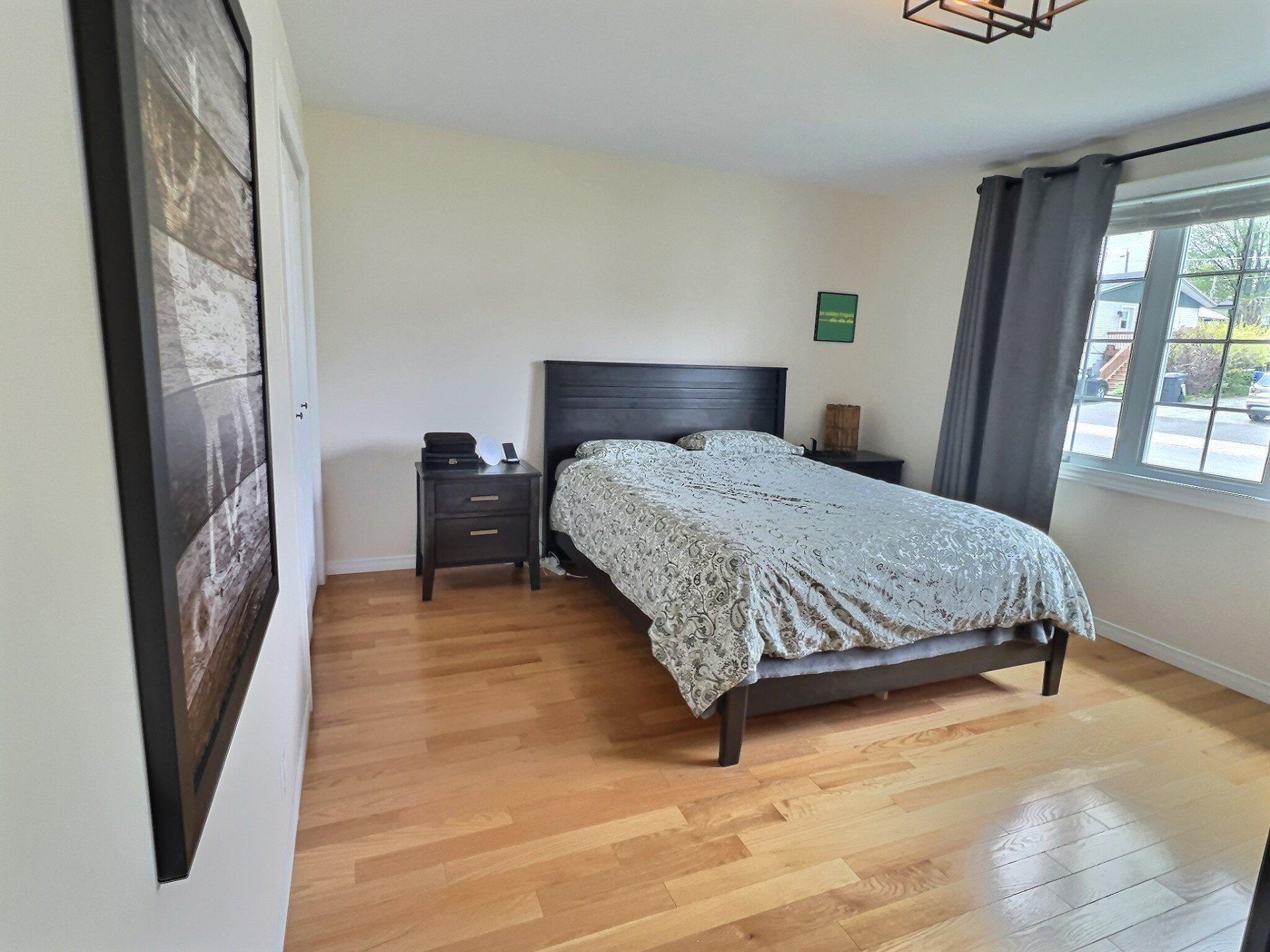 









540


Rue Hypolite-Bernier

,
Lévis (Desjardins),




QC
G6V3C5

