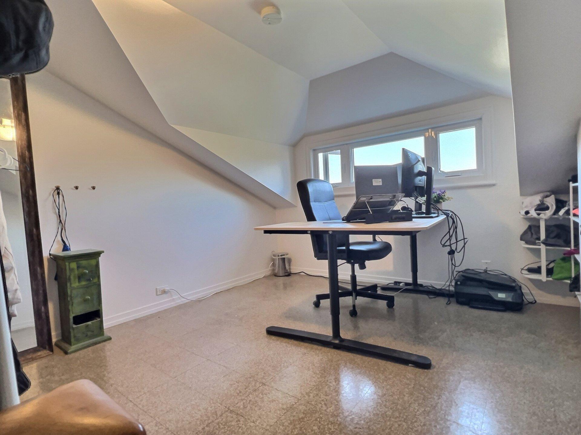 









540


Rue Hypolite-Bernier

,
Lévis (Desjardins),




QC
G6V3C5

