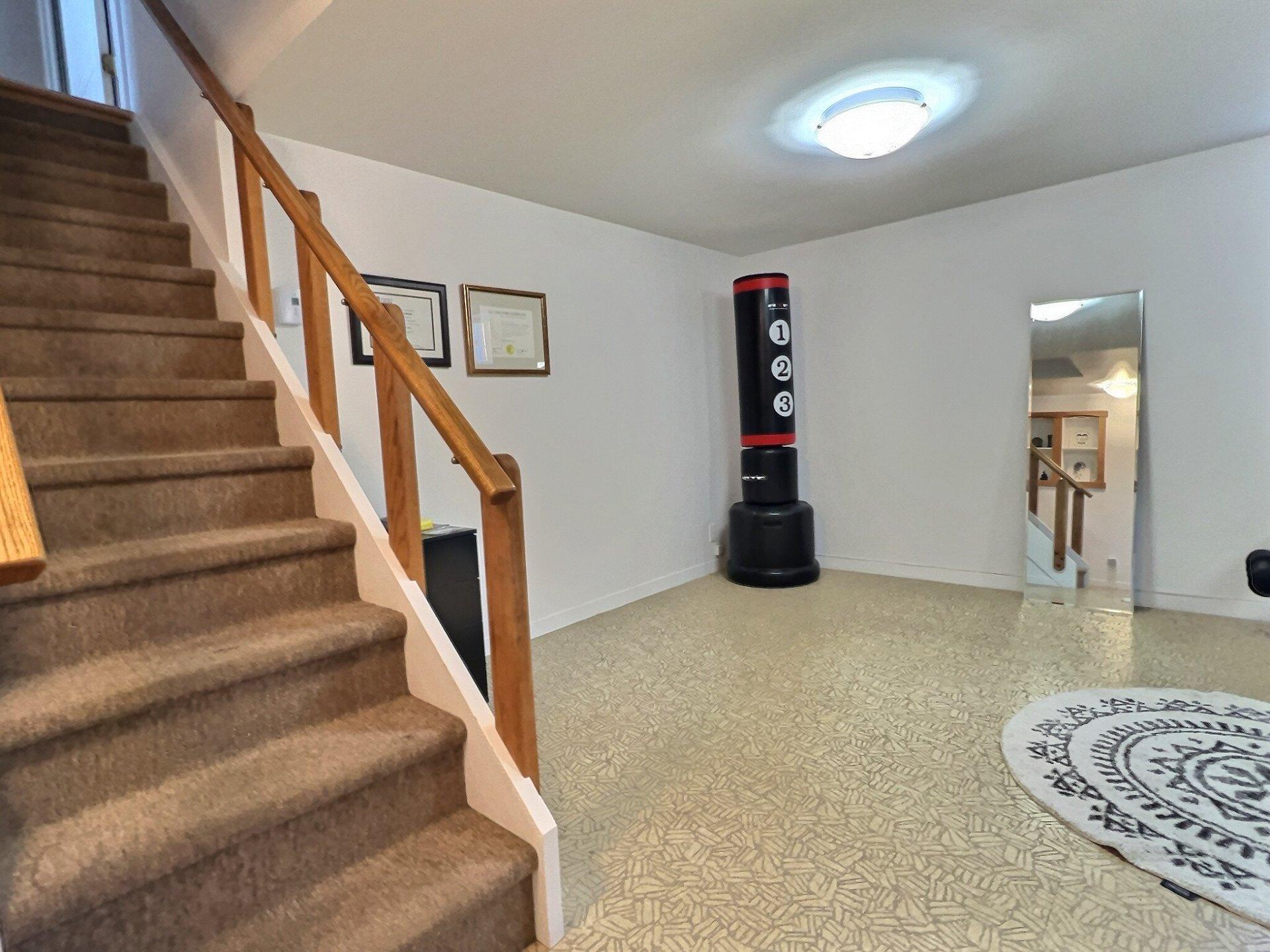 









540


Rue Hypolite-Bernier

,
Lévis (Desjardins),




QC
G6V3C5

