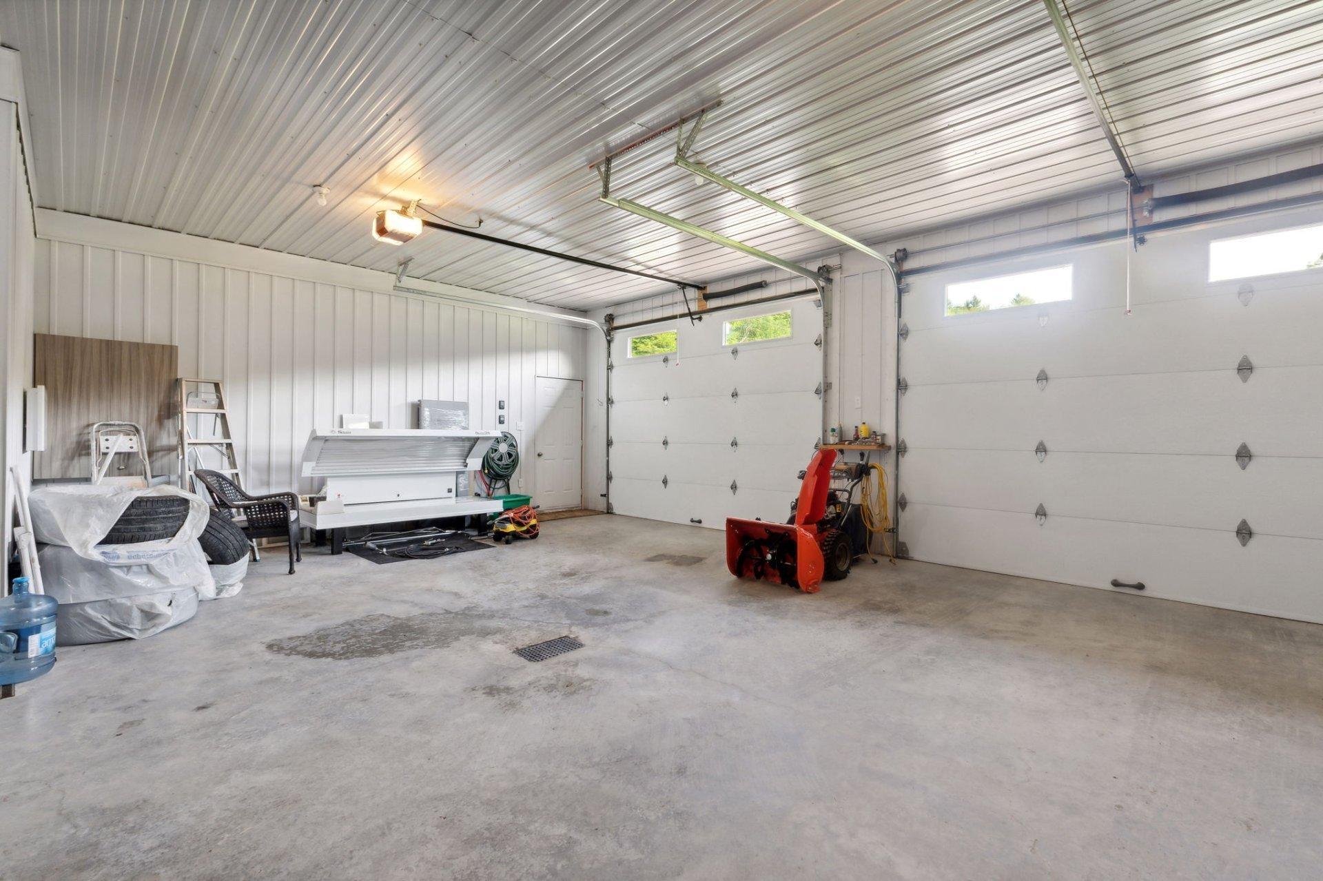 









113


Ch. St-Charles

,
Val-des-Monts,







QC
J8N7P2

