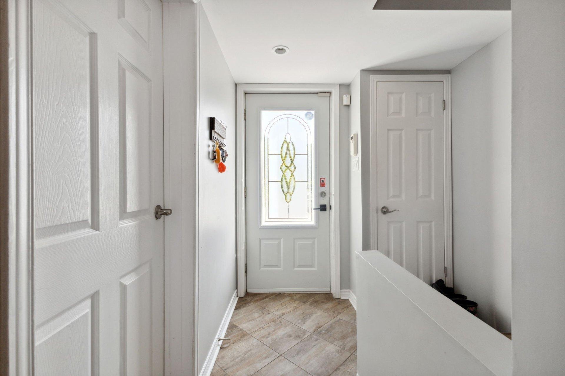 









113


Ch. St-Charles

,
Val-des-Monts,







QC
J8N7P2

