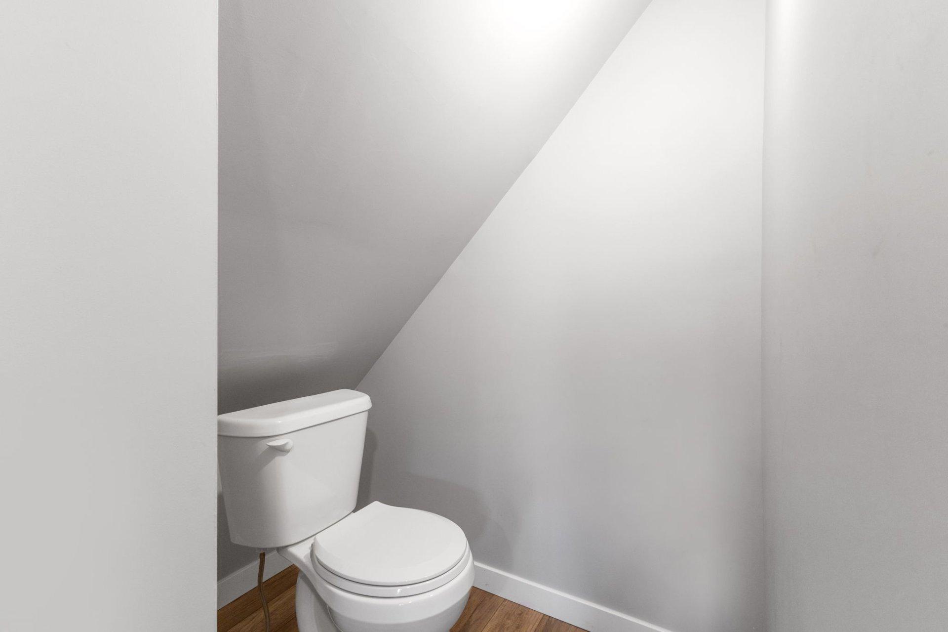 









113


Ch. St-Charles

,
Val-des-Monts,







QC
J8N7P2

