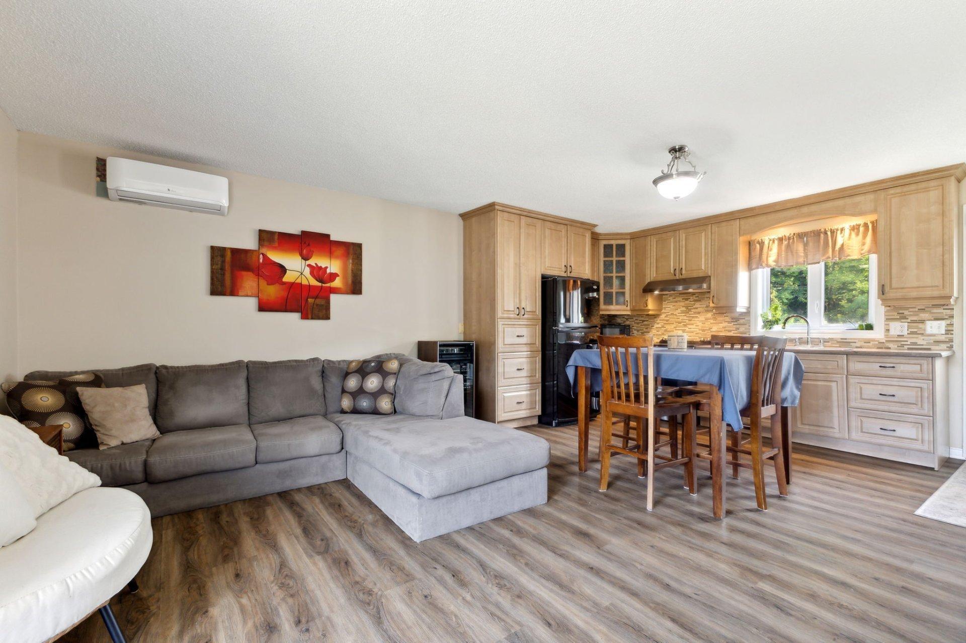 









113


Ch. St-Charles

,
Val-des-Monts,







QC
J8N7P2

