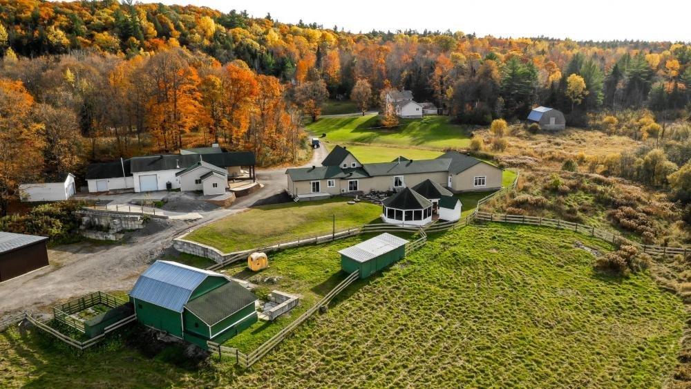 









113


Ch. St-Charles

,
Val-des-Monts,







QC
J8N7P2

