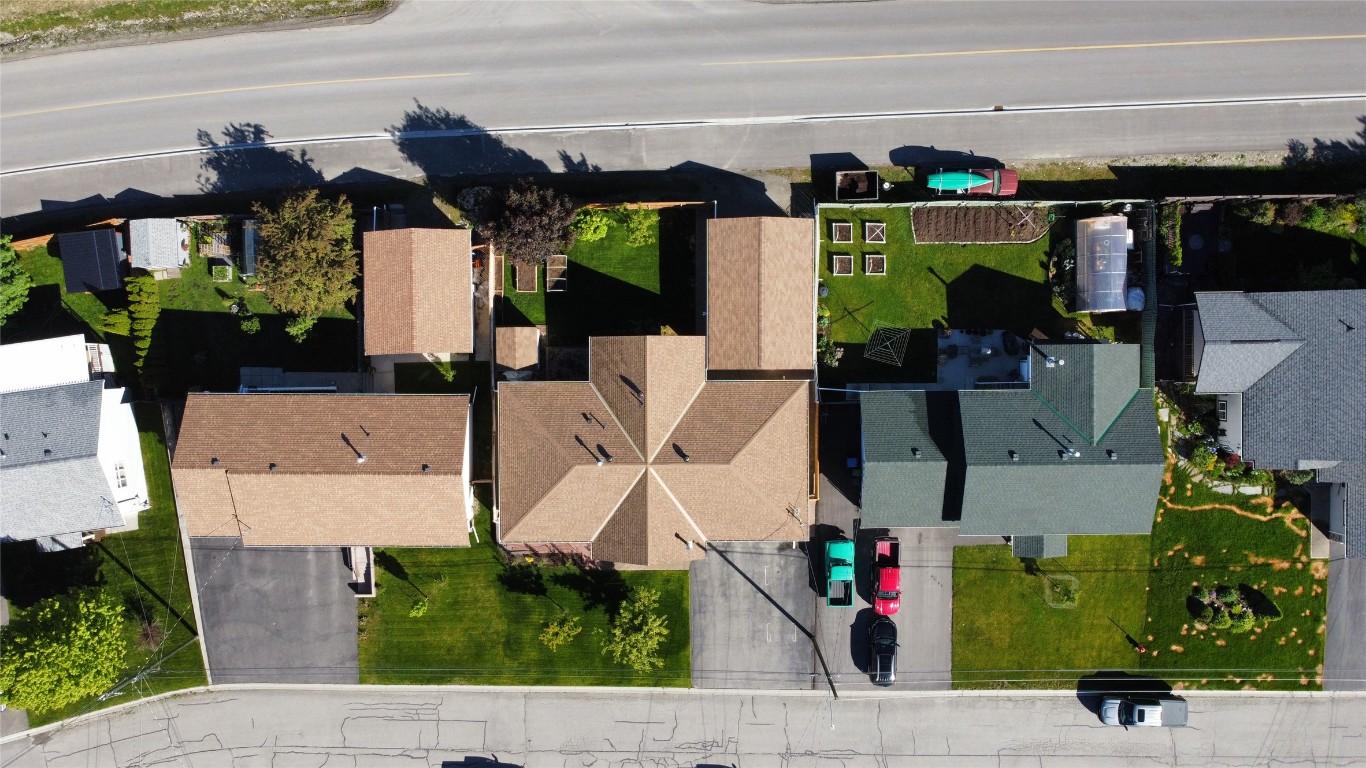 









920


313th

Drive,
Kimberley,




BC
V1A 3J8

