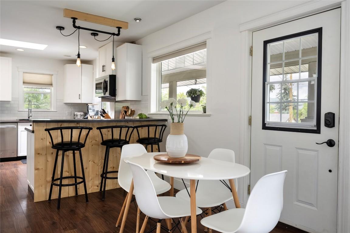 









2100


32

Avenue,
Vernon,




BC
V1T 2K2

