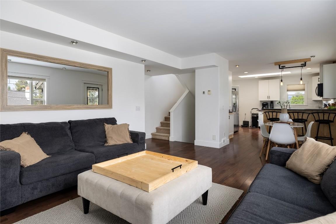 









2100


32

Avenue,
Vernon,




BC
V1T 2K2

