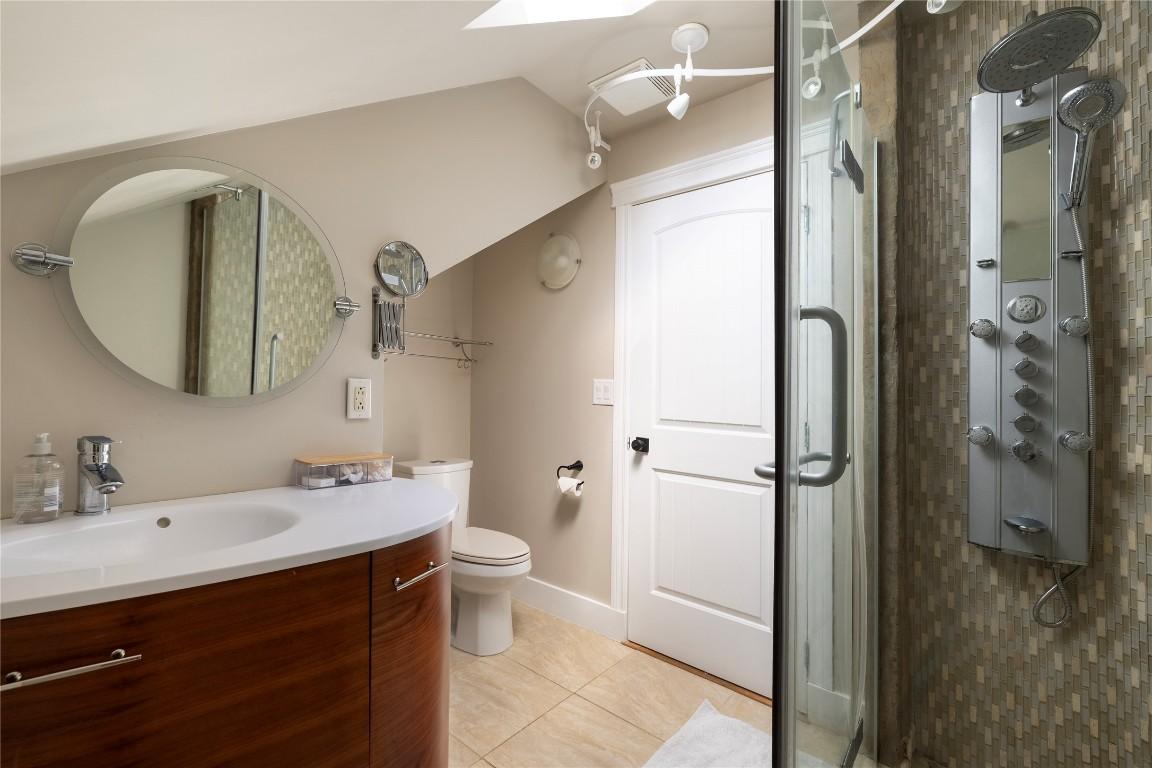 









2100


32

Avenue,
Vernon,




BC
V1T 2K2

