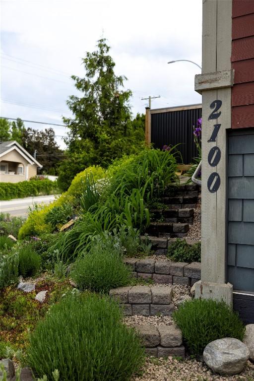 









2100


32

Avenue,
Vernon,




BC
V1T 2K2

