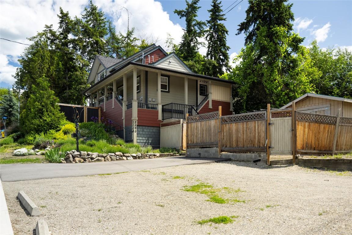 









2100


32

Avenue,
Vernon,




BC
V1T 2K2

