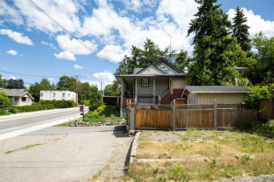









2100


32

Avenue,
Vernon,




BC
V1T 2K2

