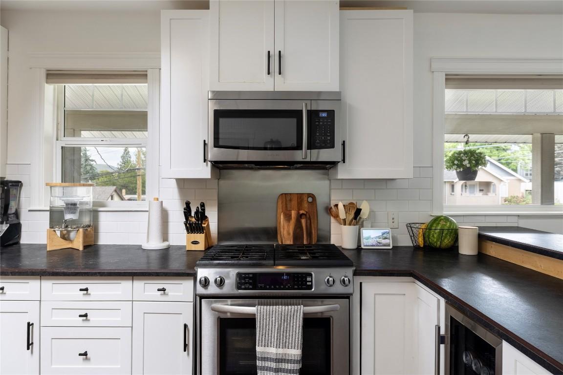 









2100


32

Avenue,
Vernon,




BC
V1T 2K2

