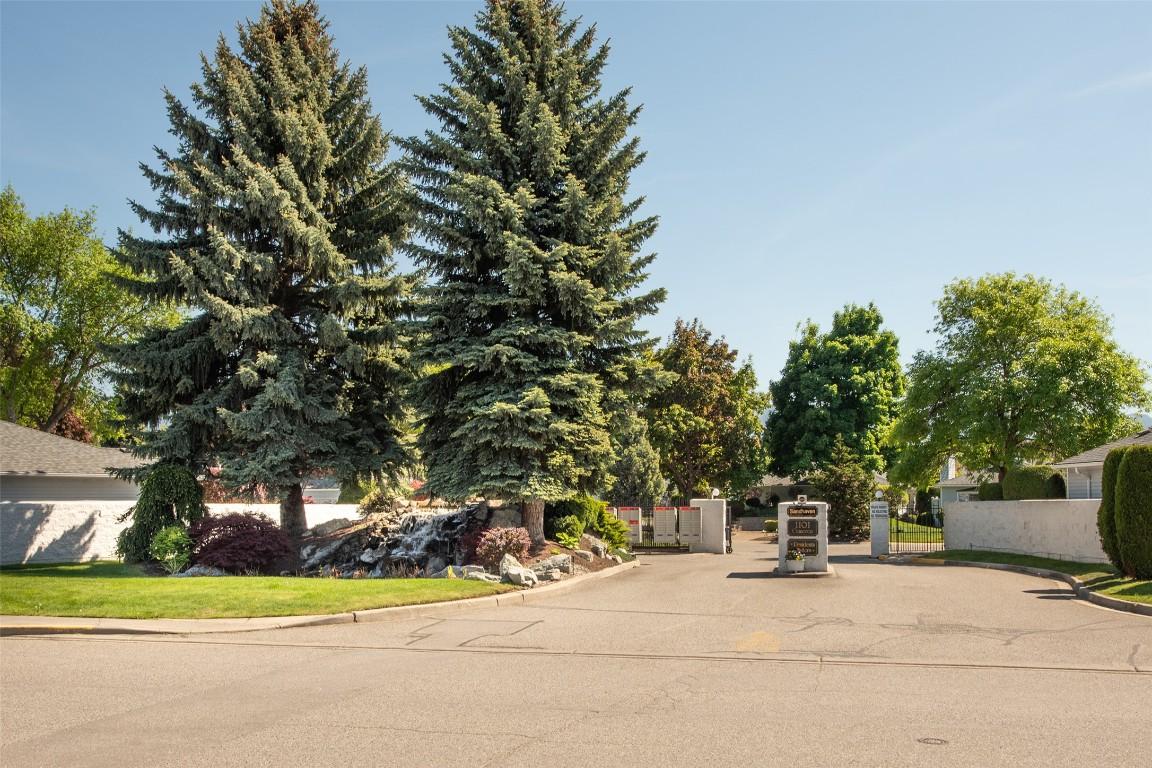 









1101


Cameron

Avenue, 37,
Kelowna,




BC
V1Y 8V8

