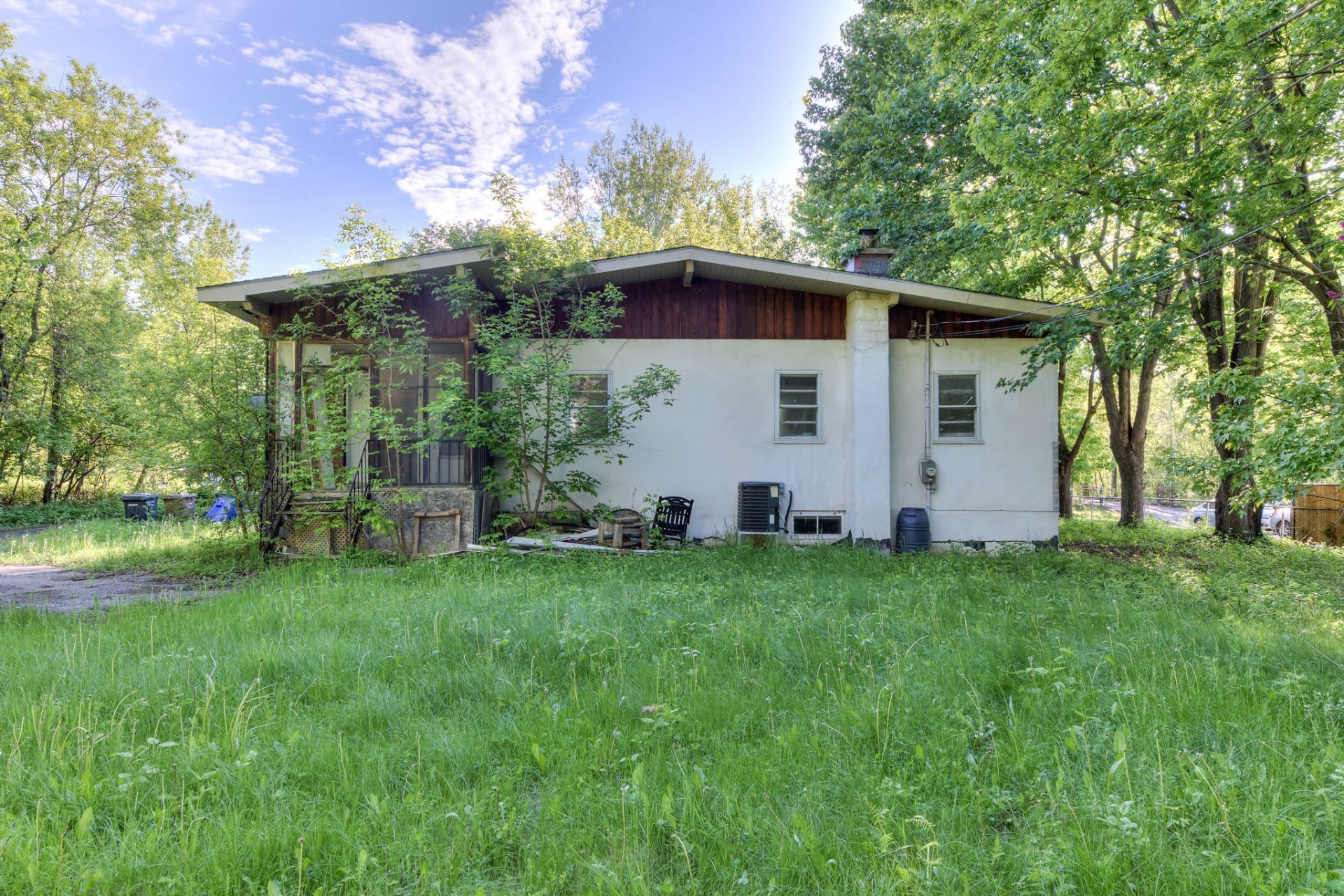 









50


Tsse Coutu

,
Laval (Auteuil),




QC
H7J1A6

