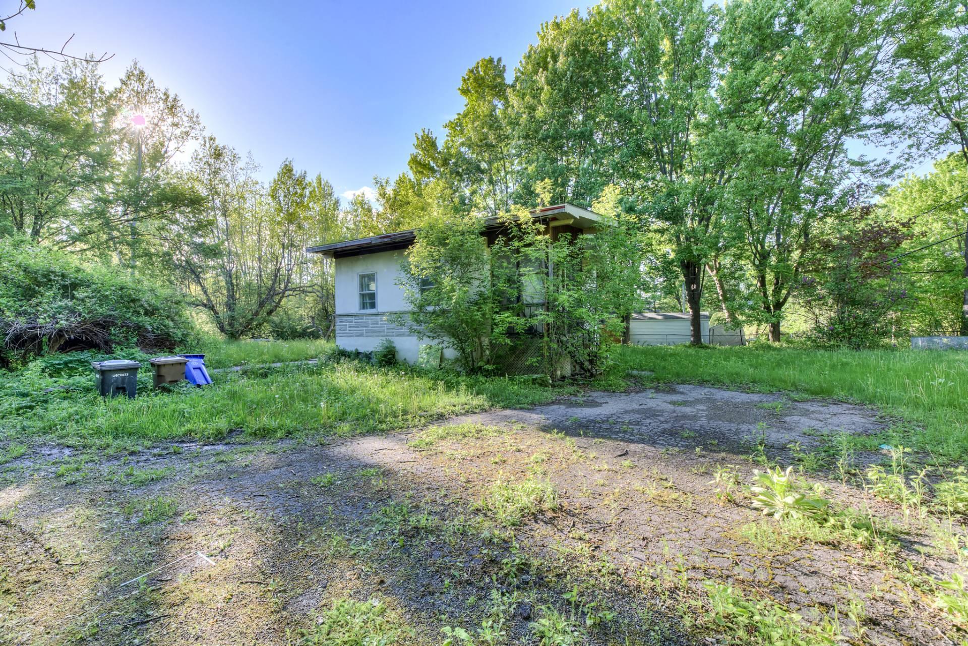 









50


Tsse Coutu

,
Laval (Auteuil),




QC
H7J1A6

