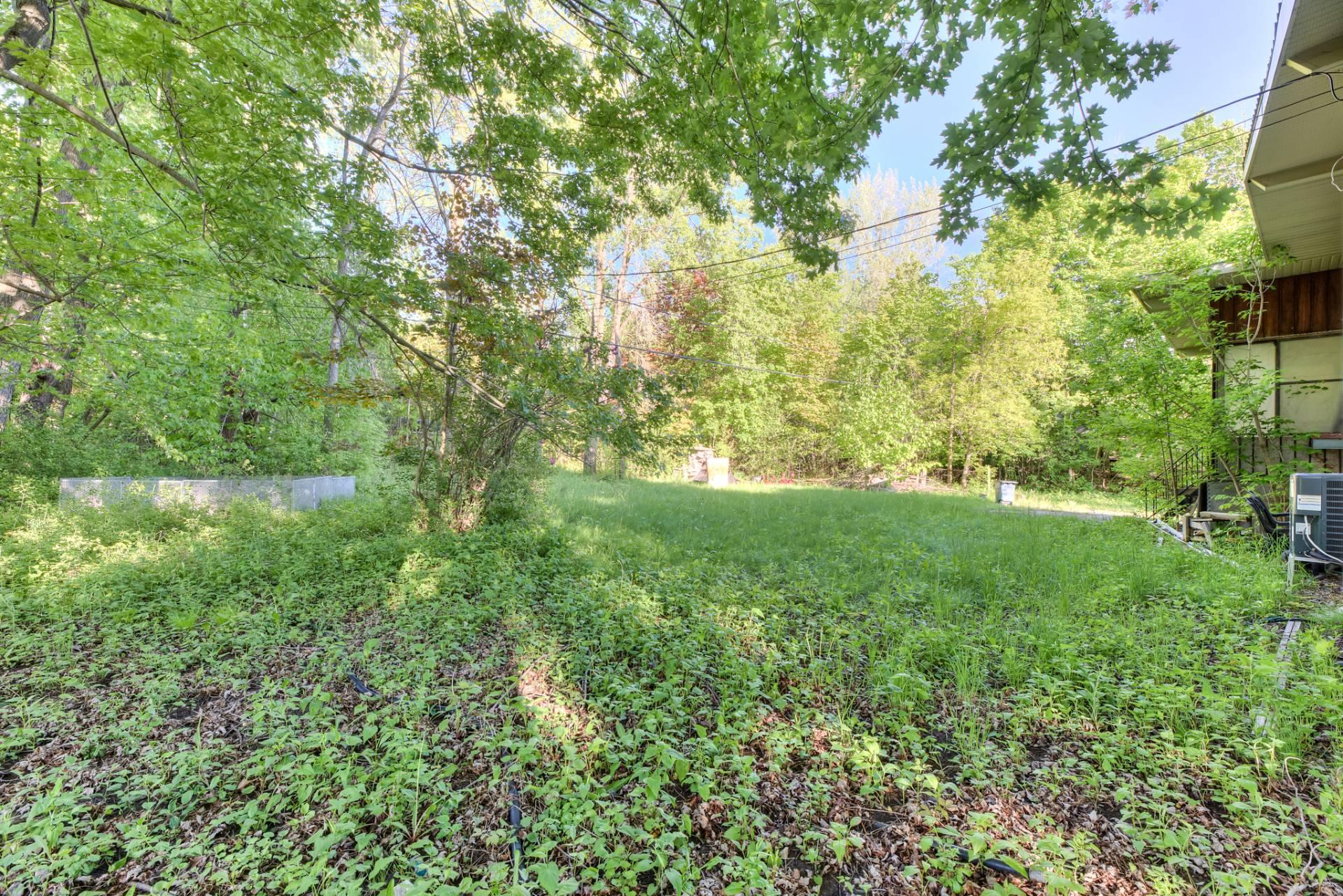 









50


Tsse Coutu

,
Laval (Auteuil),




QC
H7J1A6

