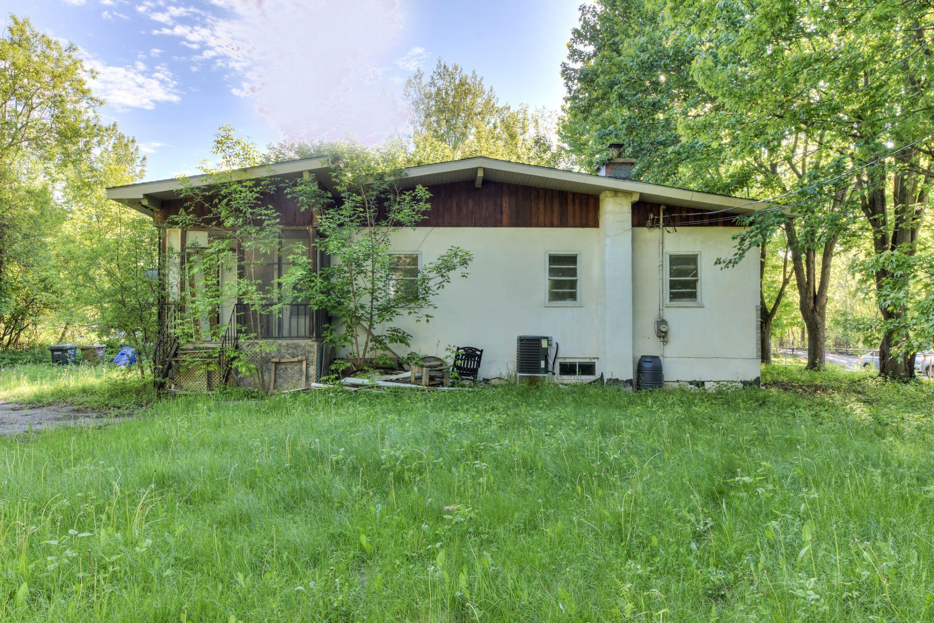 









50


Tsse Coutu

,
Laval (Auteuil),




QC
H7J1A6

