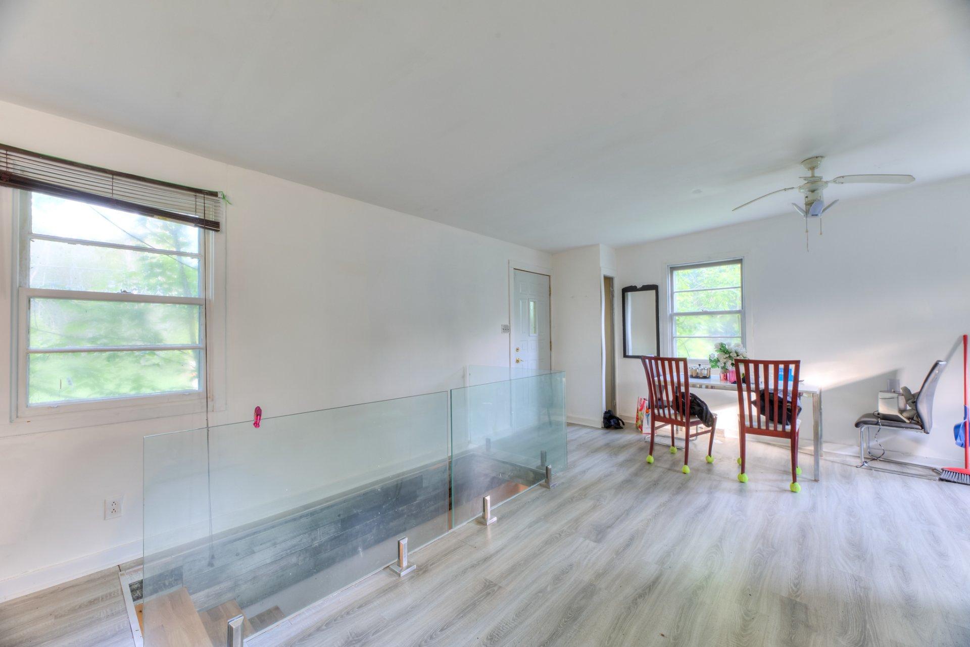 









50


Tsse Coutu

,
Laval (Auteuil),




QC
H7J1A6

