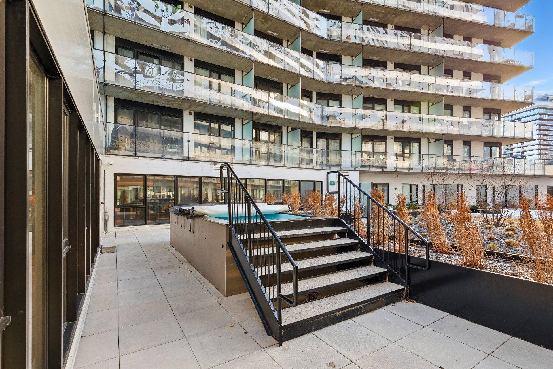 









101


Rue Peel

, 1010,
Montréal (Le Sud-Ouest),




QC
H3C0Y1

