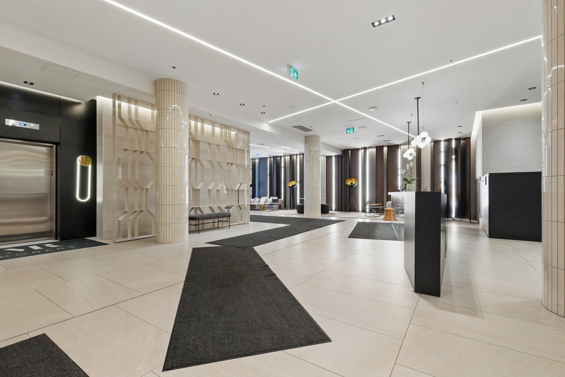 









101


Rue Peel

, 1010,
Montréal (Le Sud-Ouest),




QC
H3C0Y1

