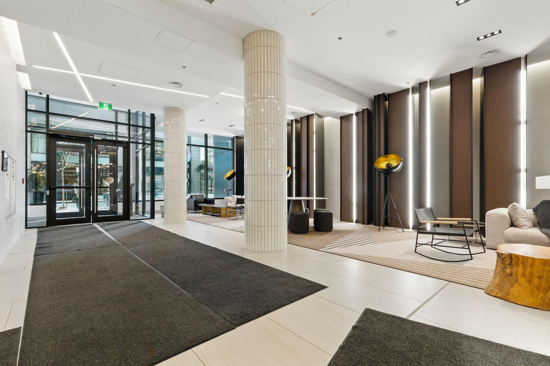 









101


Rue Peel

, 1010,
Montréal (Le Sud-Ouest),




QC
H3C0Y1

