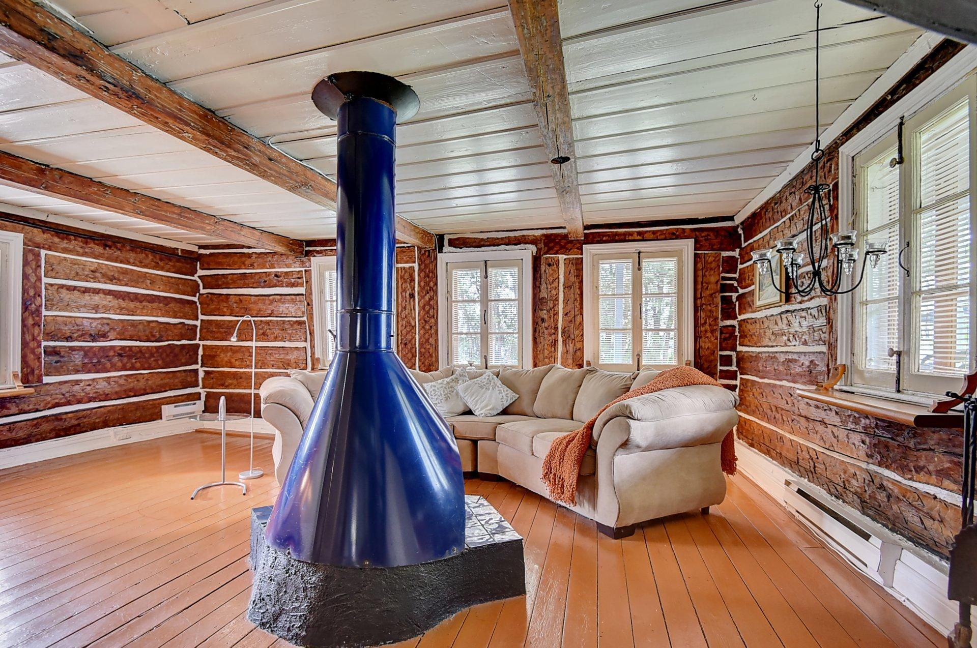 









443


Rue Ste-Marie

,
Lanoraie,




QC
J0K1E0

