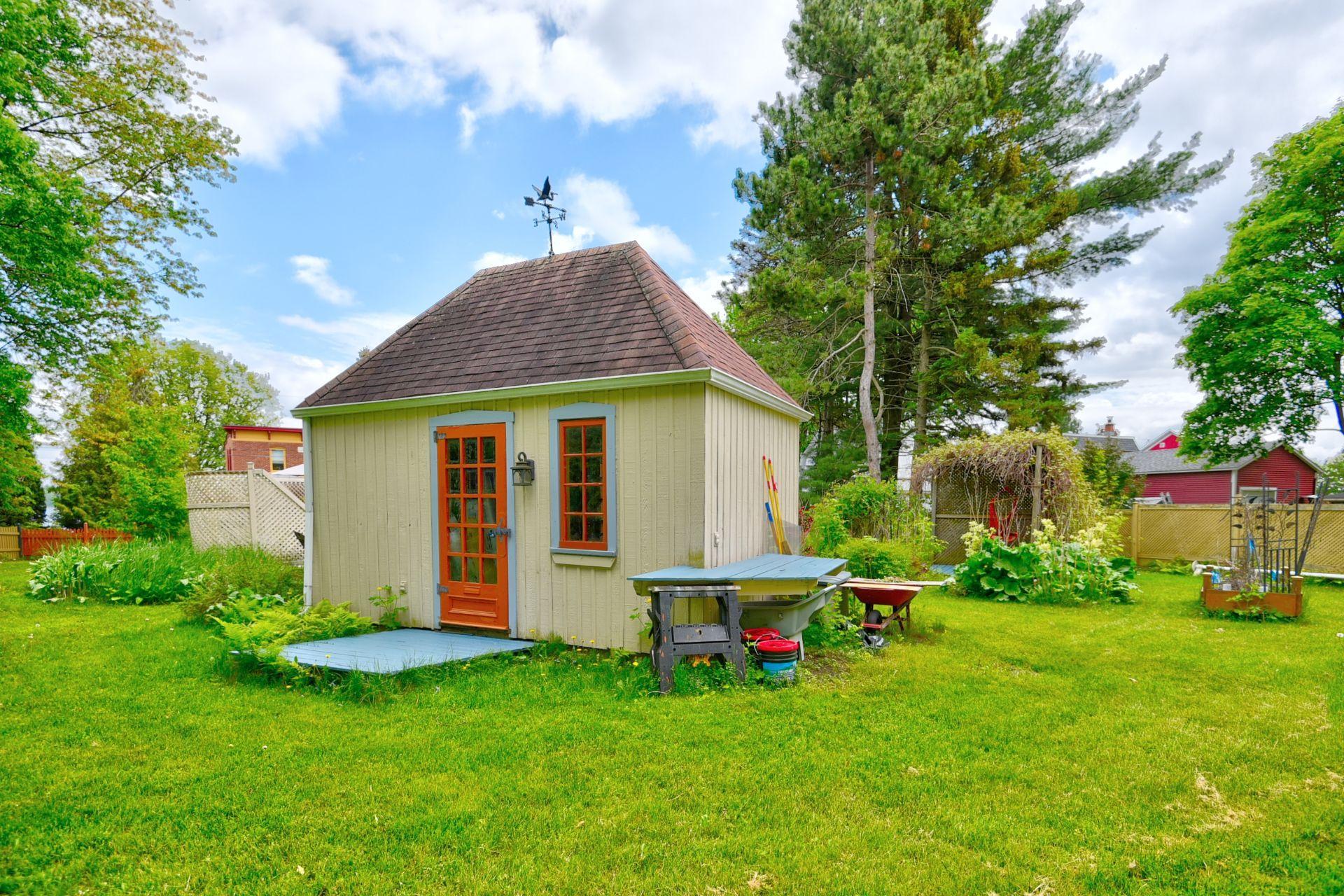 









443


Rue Ste-Marie

,
Lanoraie,




QC
J0K1E0

