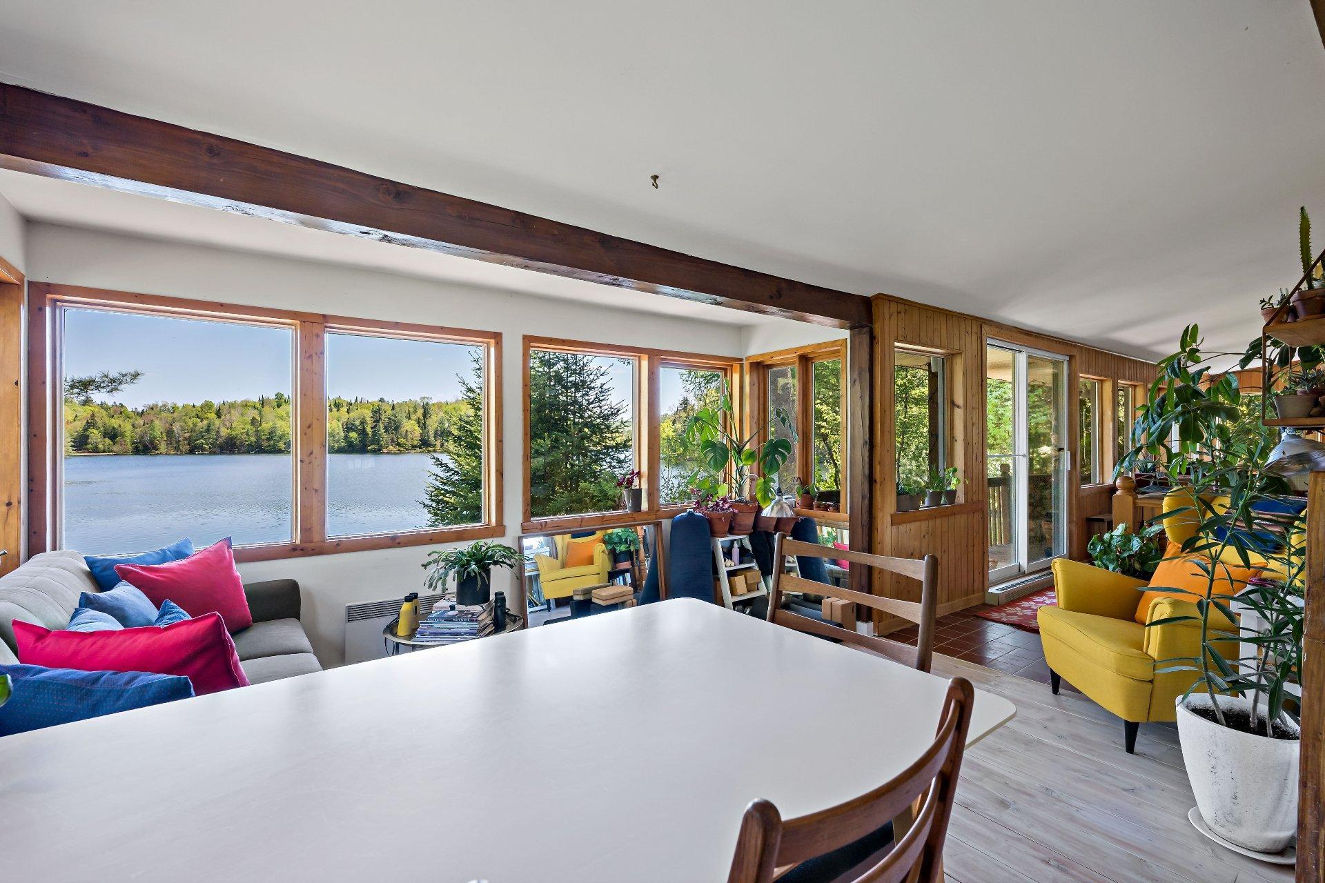 









192


Ch. Lanthier

,
Lac-Supérieur,




QC
J0T1J0

