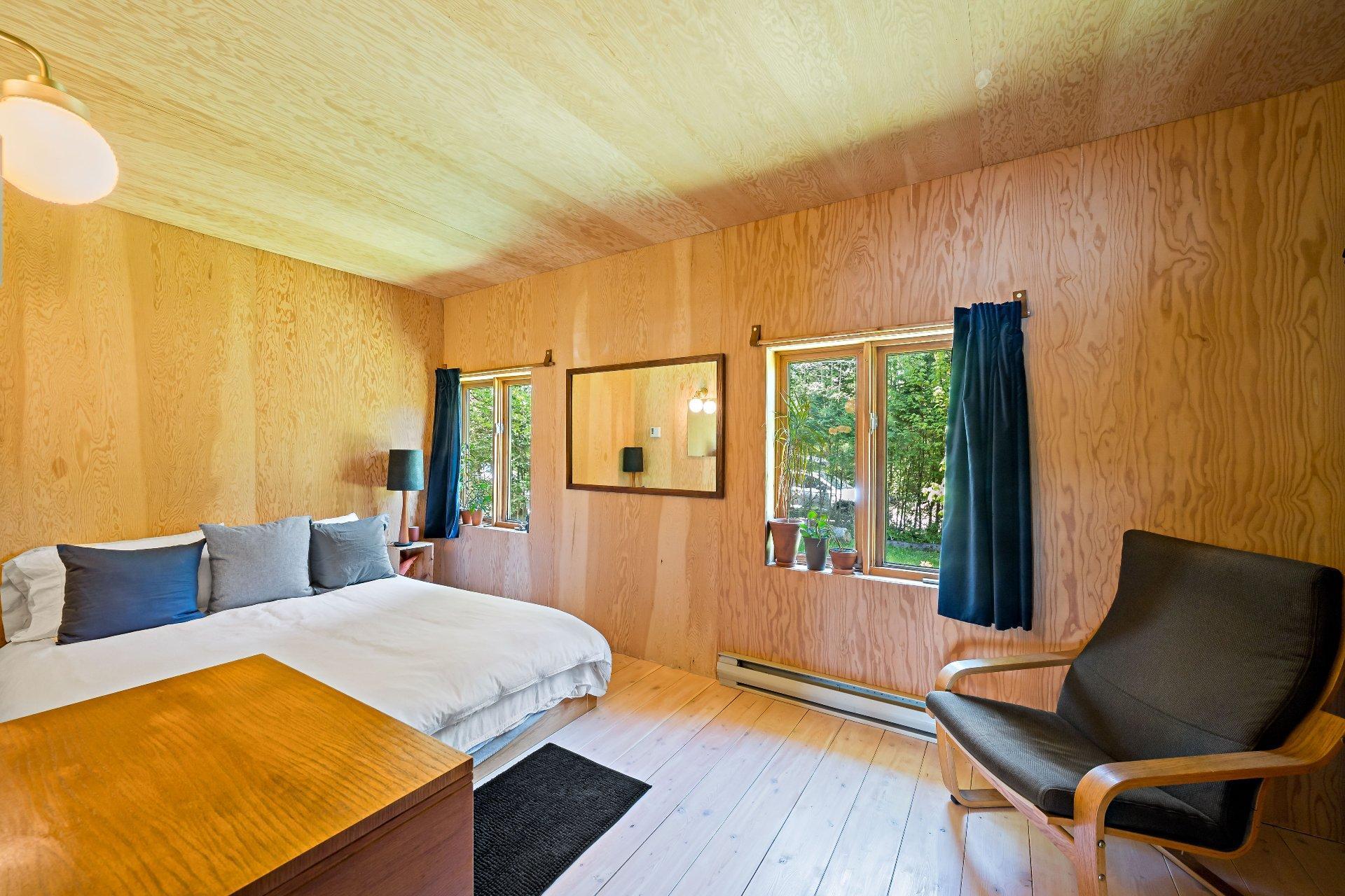 









192


Ch. Lanthier

,
Lac-Supérieur,




QC
J0T1J0

