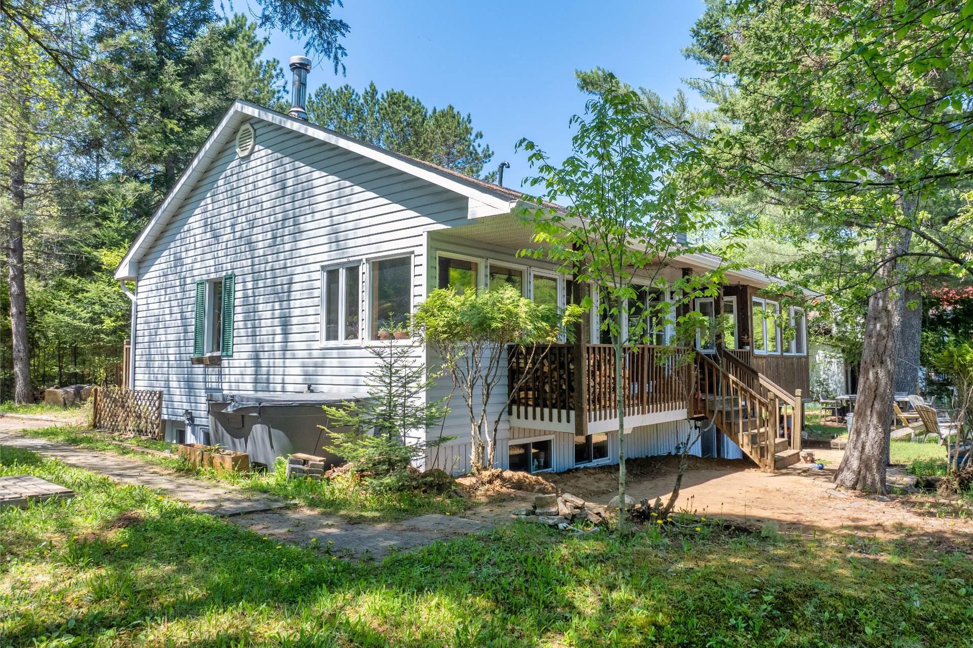 









192


Ch. Lanthier

,
Lac-Supérieur,




QC
J0T1J0

