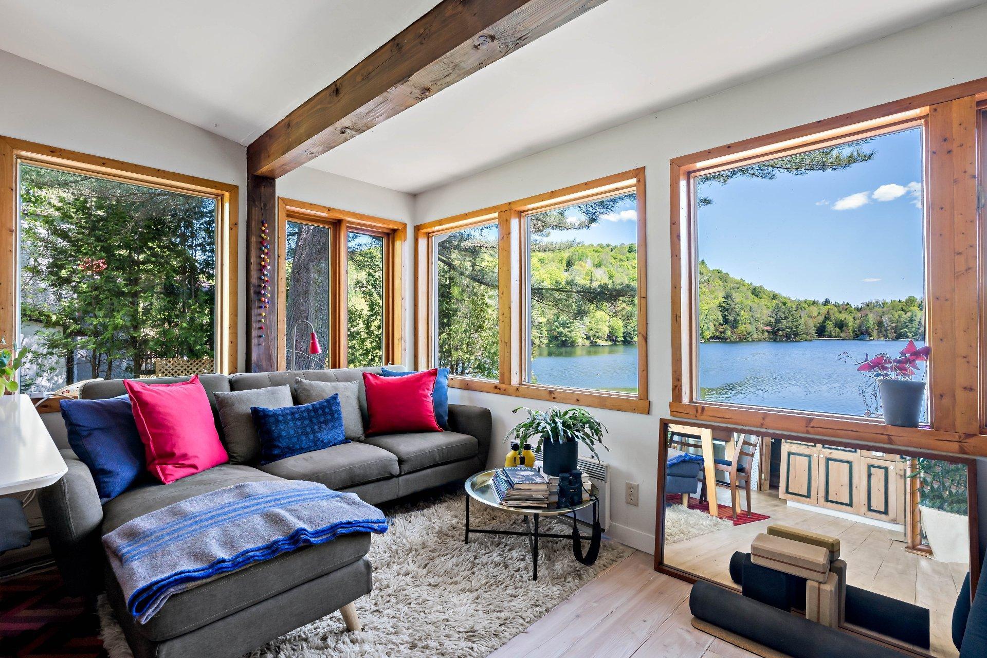 









192


Ch. Lanthier

,
Lac-Supérieur,




QC
J0T1J0


