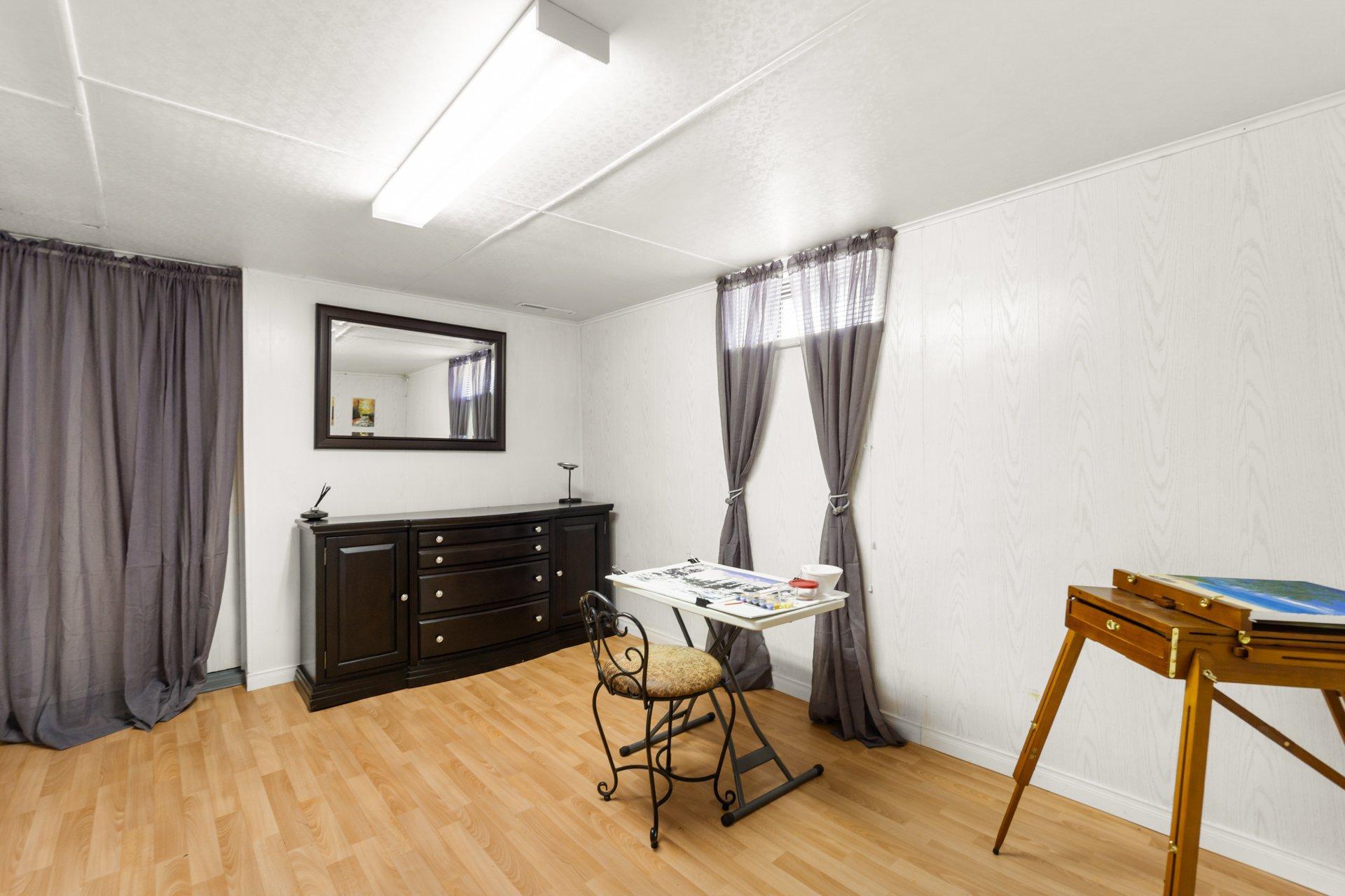 









5571


Boul. du Chanoine-Moreau

,
Trois-Rivières,




QC
G8Y1S9

