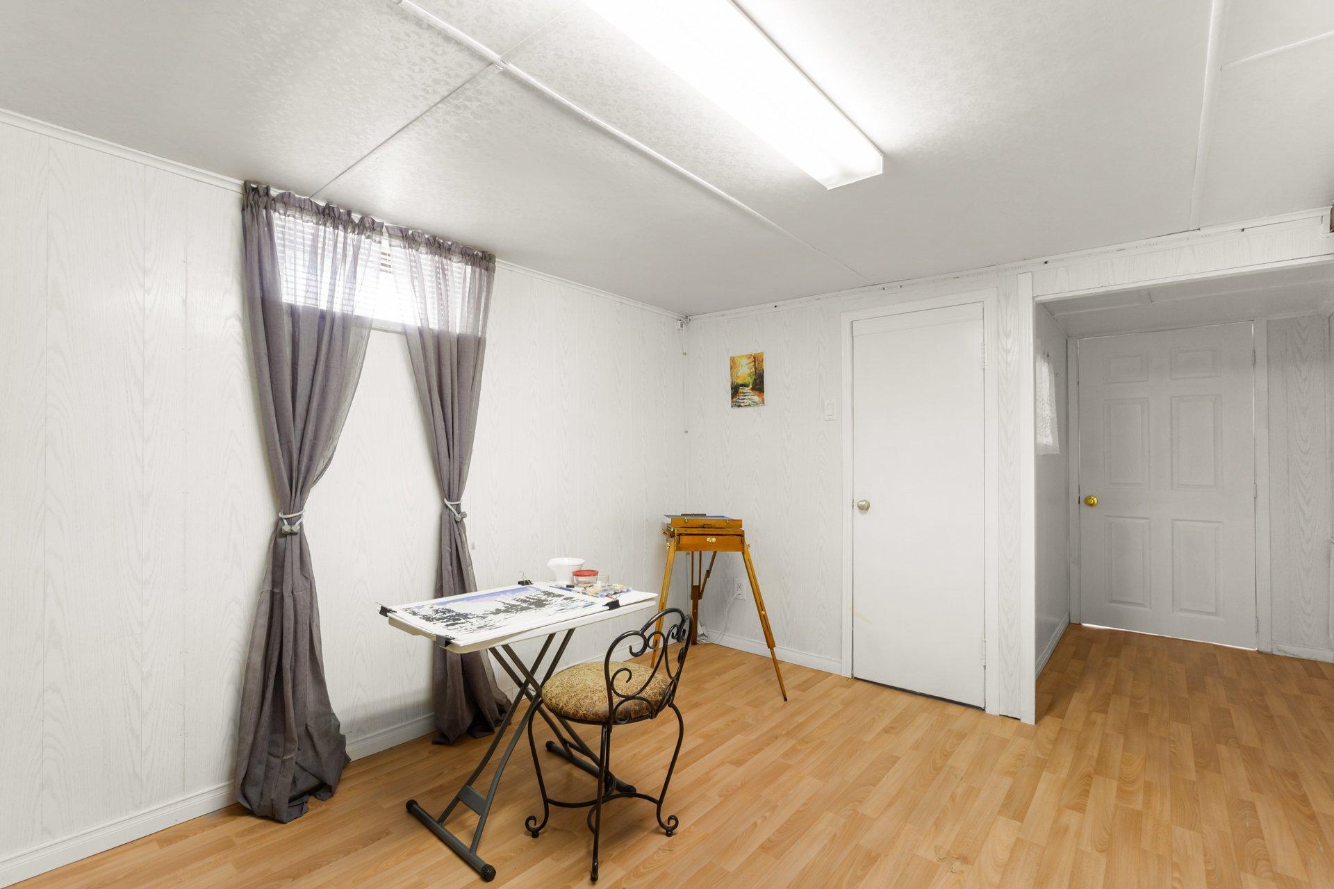 









5571


Boul. du Chanoine-Moreau

,
Trois-Rivières,




QC
G8Y1S9


