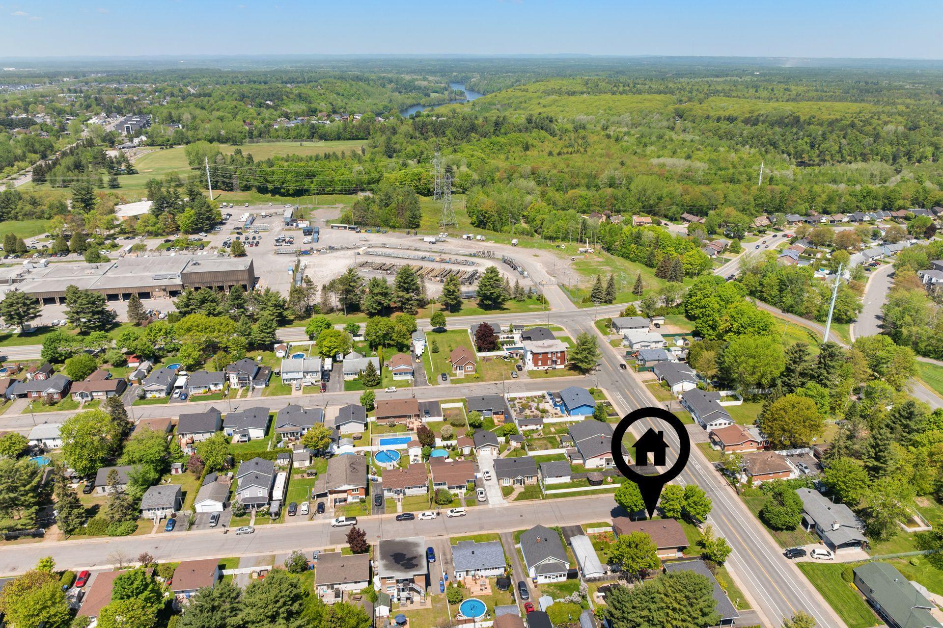 









5571


Boul. du Chanoine-Moreau

,
Trois-Rivières,




QC
G8Y1S9

