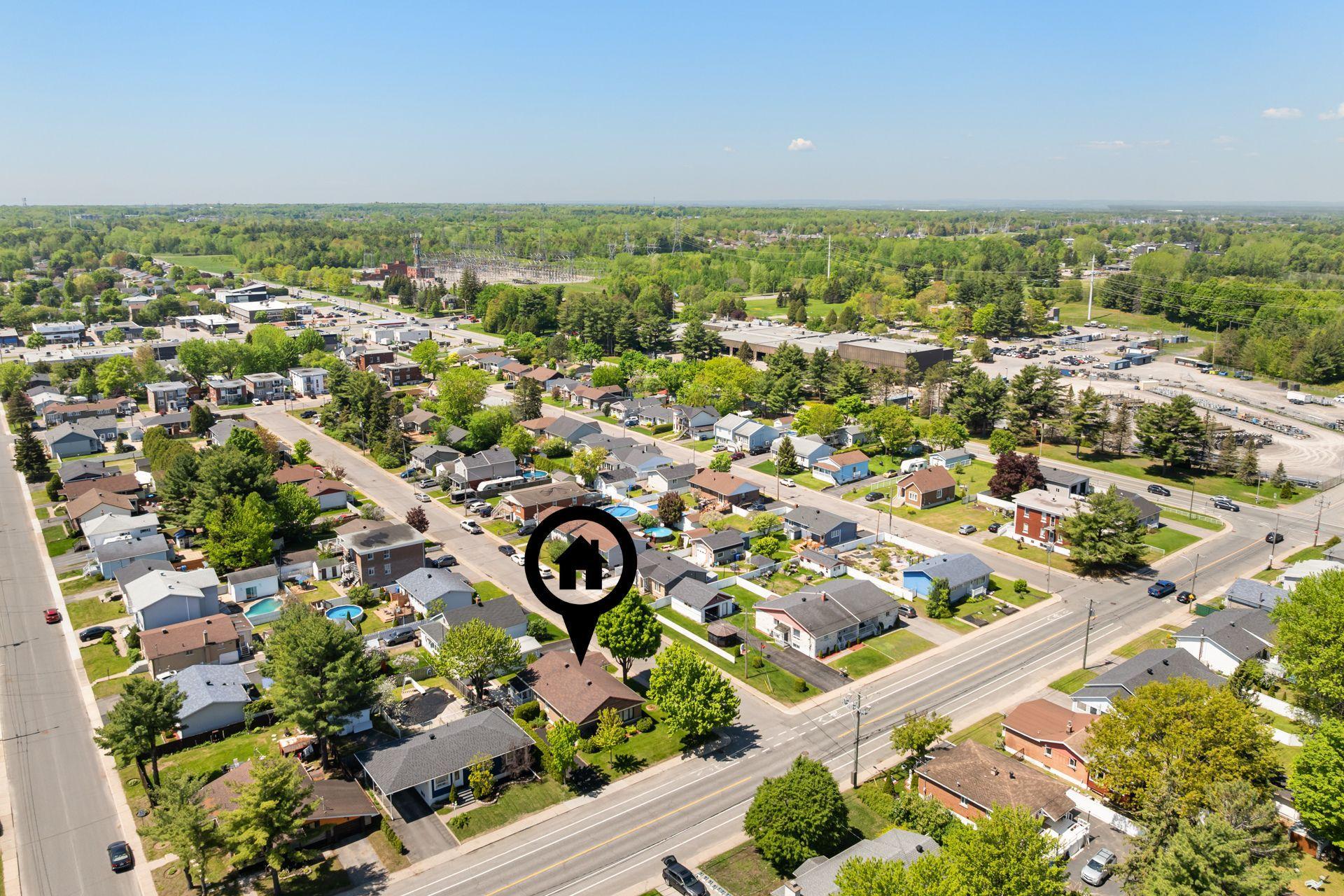 









5571


Boul. du Chanoine-Moreau

,
Trois-Rivières,




QC
G8Y1S9

