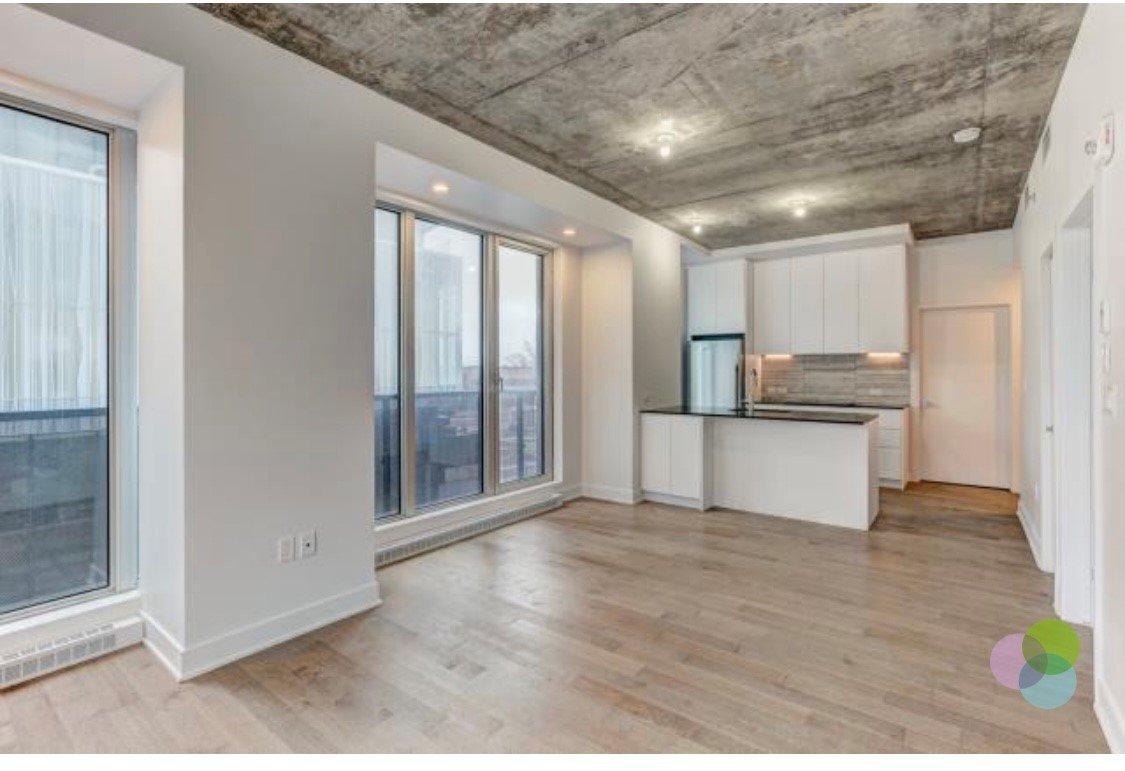 









2300


Rue Tupper

, 213,
Montréal (Ville-Marie),




QC
H3H0B9

