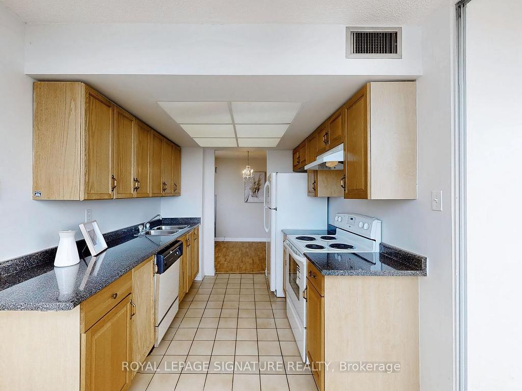 









350


Alton Towers

Circle, 513,
Toronto,




ON
M1V 5E3

