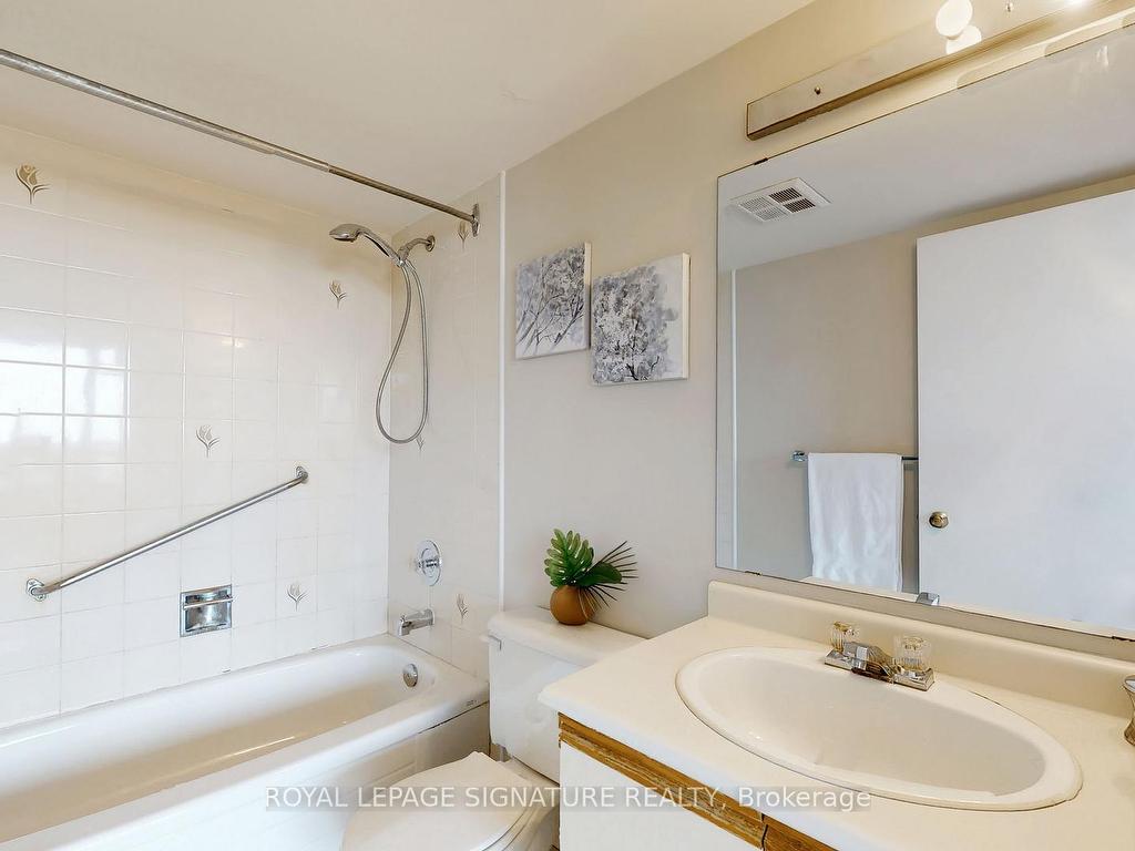 









350


Alton Towers

Circle, 513,
Toronto,




ON
M1V 5E3

