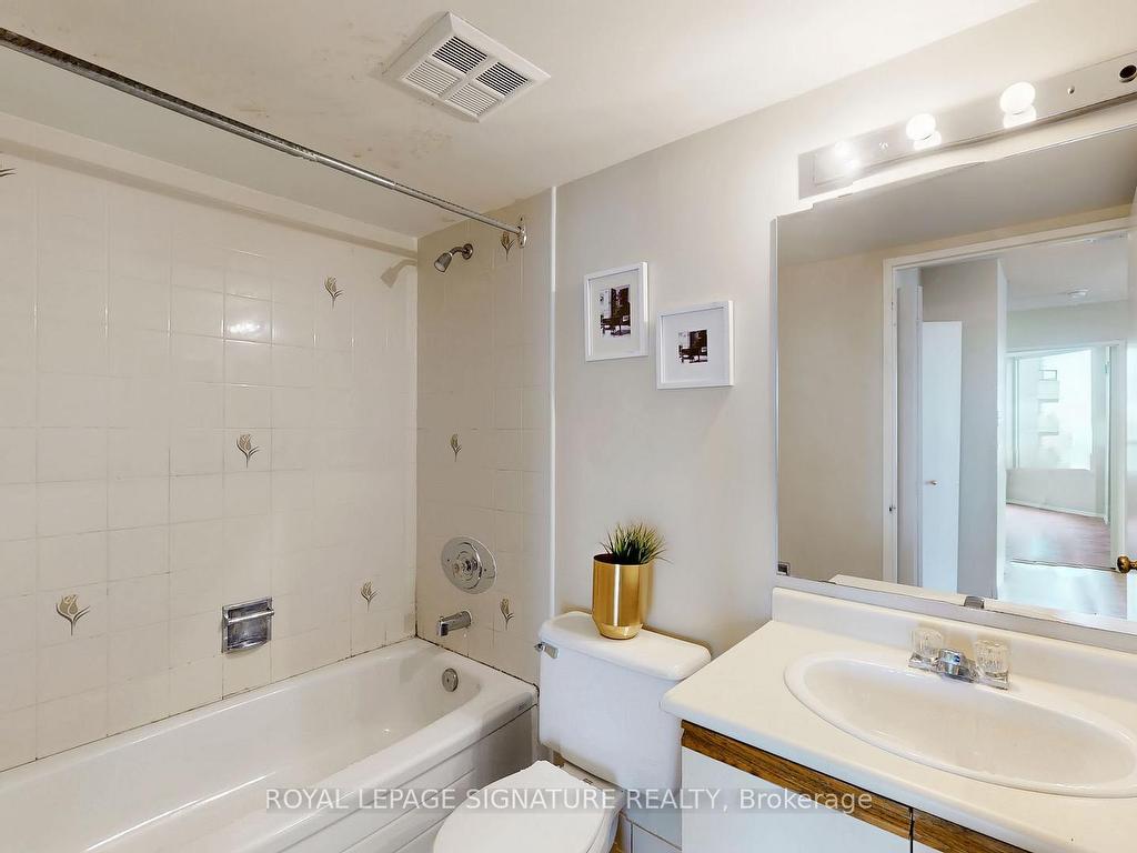 









350


Alton Towers

Circle, 513,
Toronto,




ON
M1V 5E3

