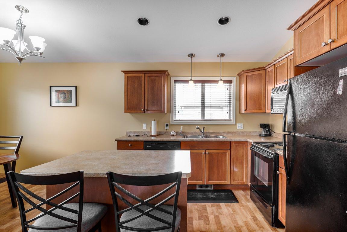









11392


Lodge

Road, 13,
Lake Country,




BC
V4V 1X2

