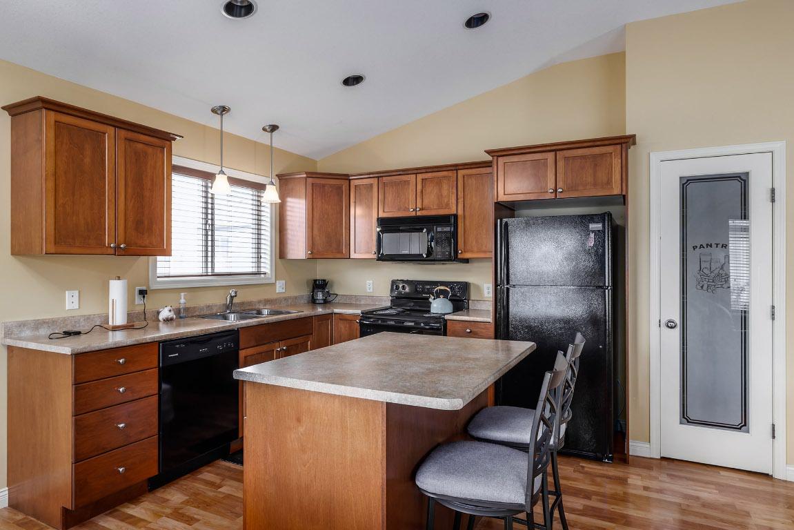 









11392


Lodge

Road, 13,
Lake Country,




BC
V4V 1X2

