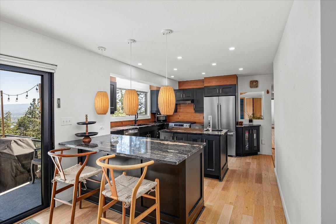 









1632


Griffiths

Place,
West Kelowna,




BC
V1Z 2T7

