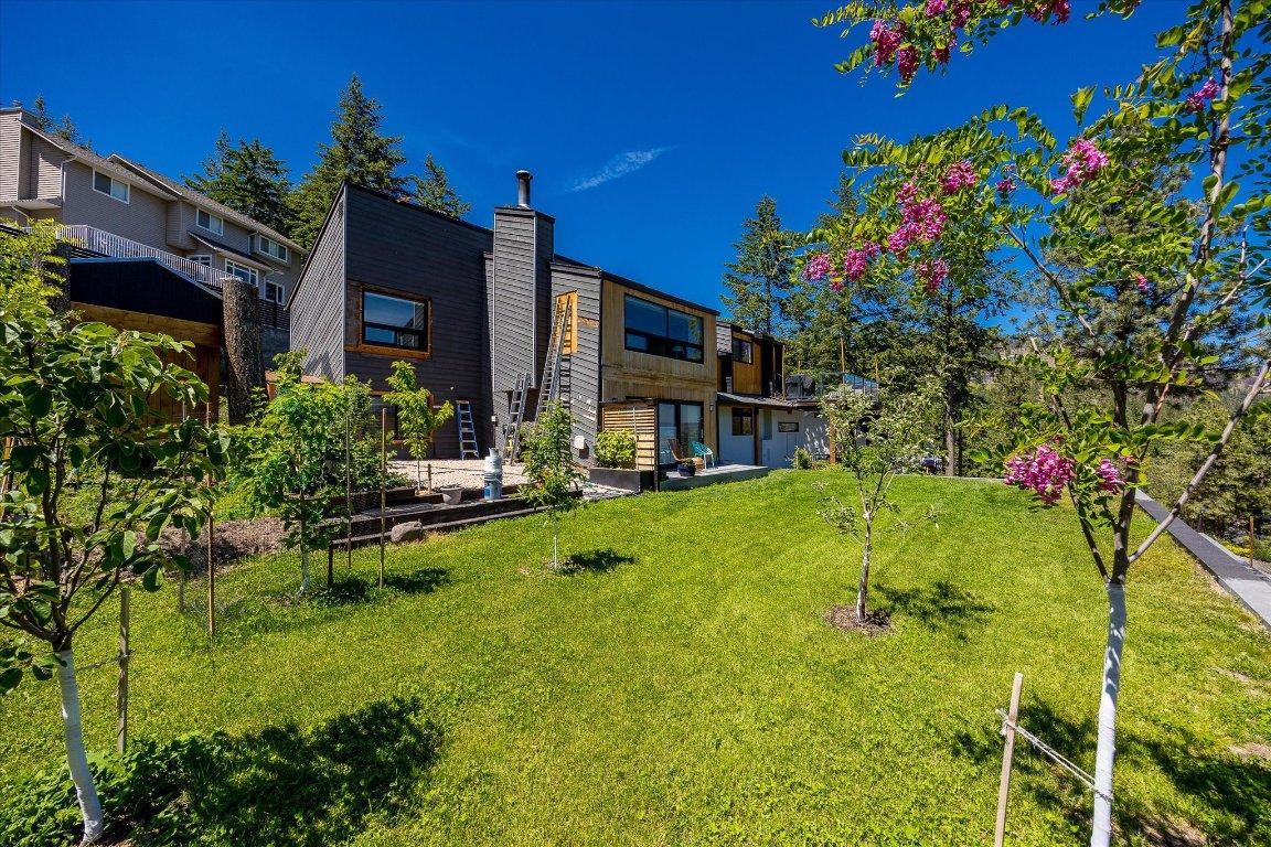 









1632


Griffiths

Place,
West Kelowna,




BC
V1Z 2T7

