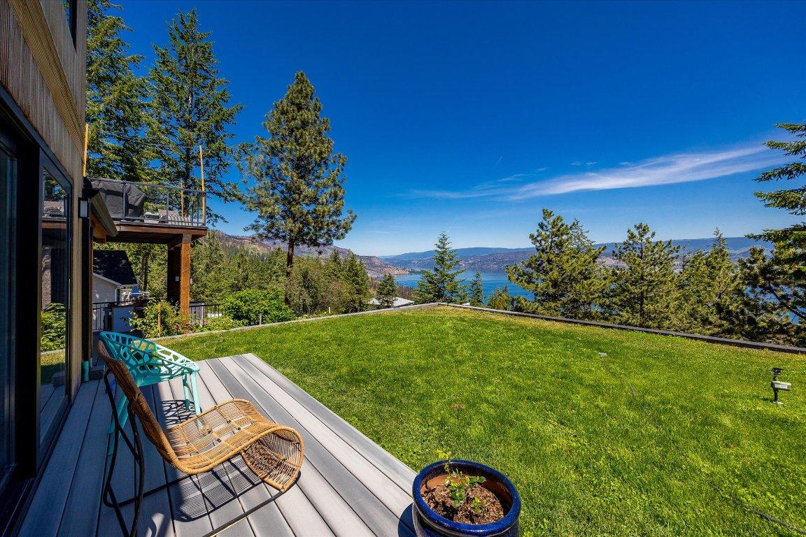 









1632


Griffiths

Place,
West Kelowna,




BC
V1Z 2T7

